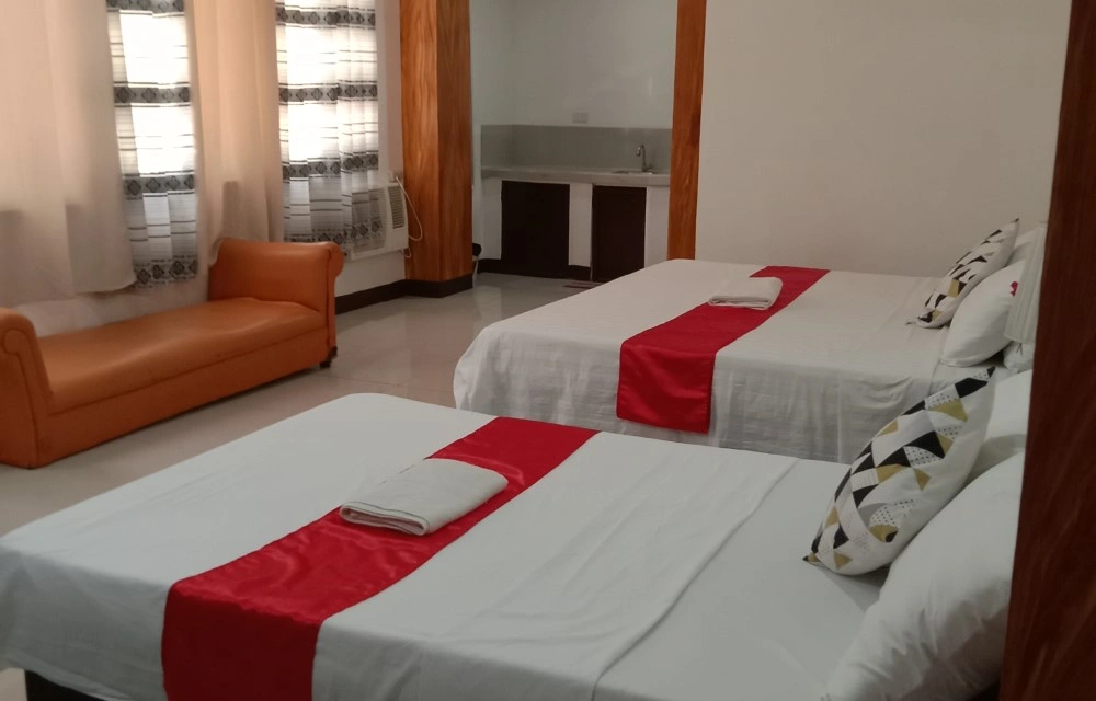 Transforming Hospitality Through Technology: How Smart Hotels Enhance Guest Experiences